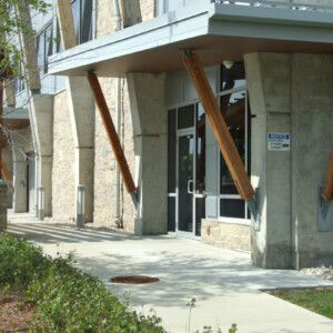 125 Chancellors Way - Exterior