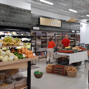 Geddes St. Market, Elora